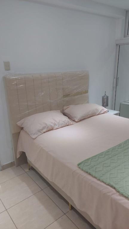 ALQUILO APTO CLASICO RECIEN REMODELADO EN EVARISTO MORALES en Bajos de Haina - Imagen 8