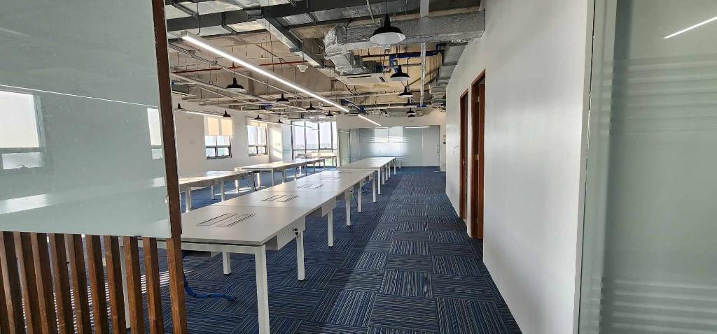 Semi Fitted Office Space Rent in North Avenue Quezon City in Malabon - Image 1