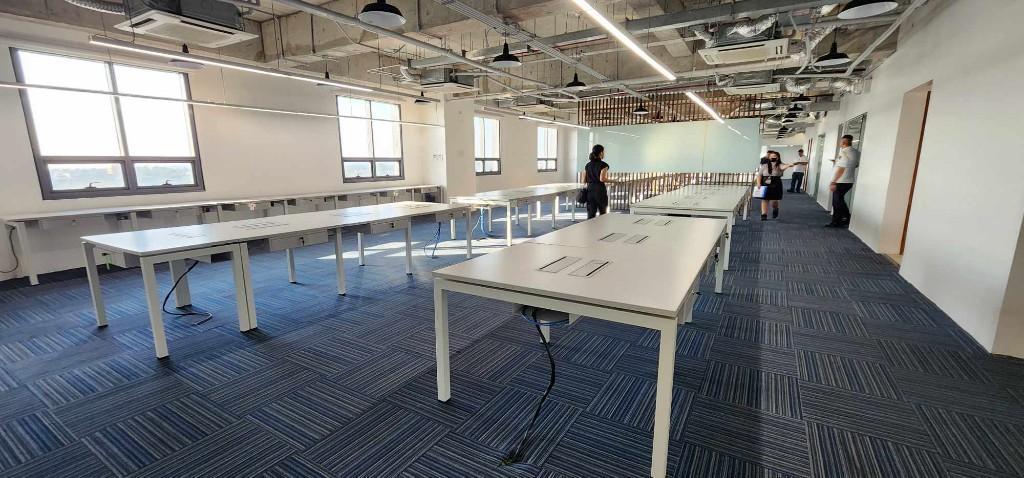Semi Fitted Office Space Rent in North Avenue Quezon City in Malabon - Image 4