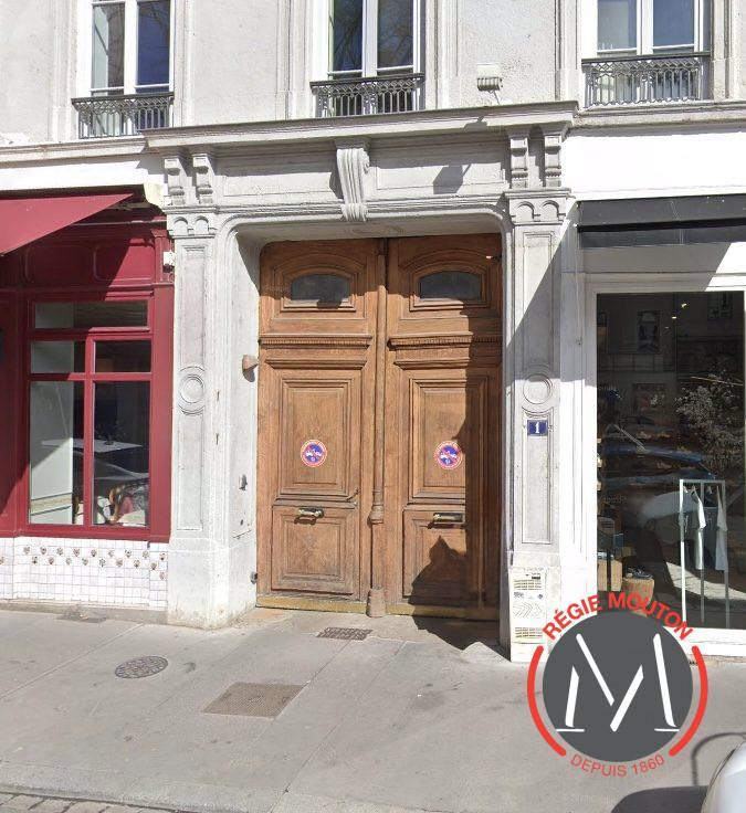 1 PLACE GAILLETON à Lyon - Photo 1