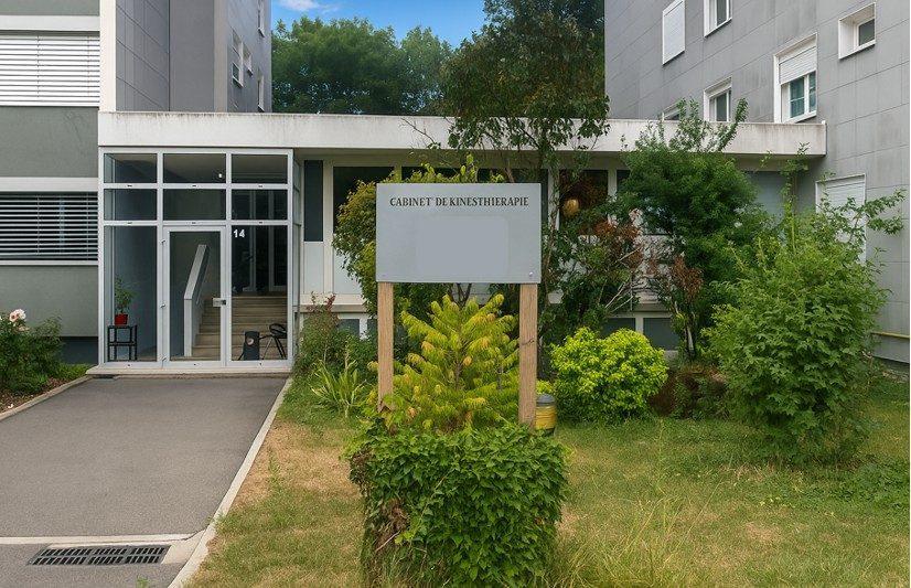 LOCAL COMMERCIAL à Annemasse - Photo 1