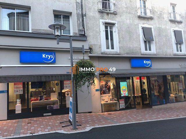 LOCAL COMMERCIAL à Cholet - Photo 1