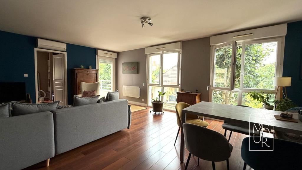 SUPERBE APPARTEMENT AVEC PARKING à Dijon - Photo 1