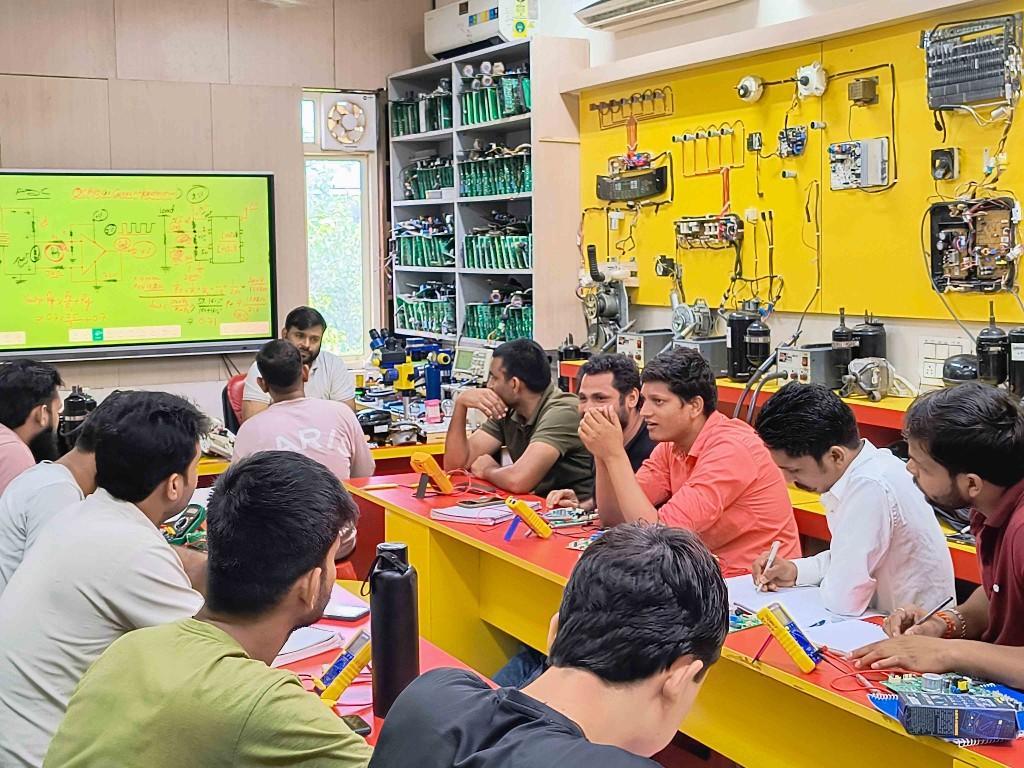 Ac PCB Repairing Course | Ac PCB Repairing Institute in India - Image 2