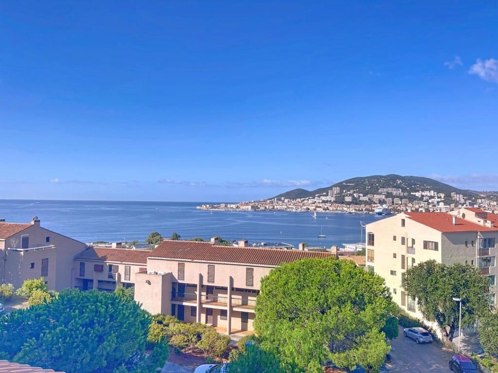 F5 DUPLEX MEUBLÉ ASPRETTO à Ajaccio - Photo 1