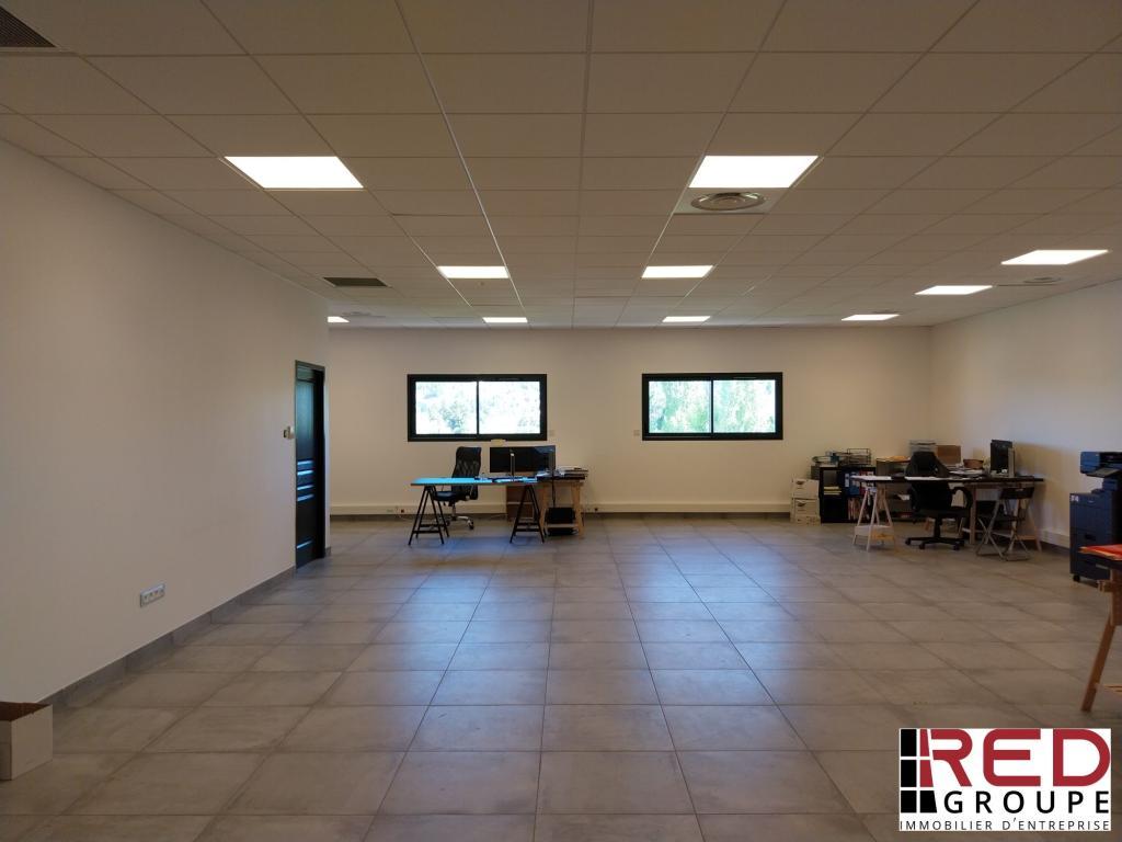 Local professionnel à Gardanne - Photo 1