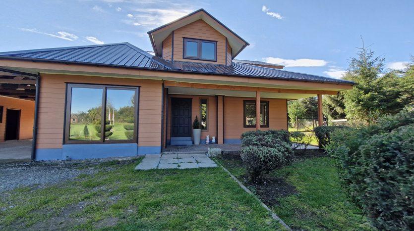 CASA RENOVADA, PRADERAS DEL SUR, PUERTO VARAS en Llanquihue - Imagen 1