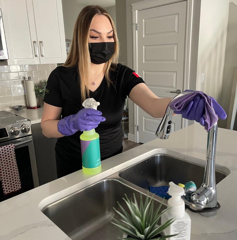 Move In and Move Out Cleaning Service Winnipeg in Winnipeg - Image 2