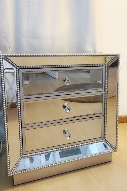 Set of 2 Mirrored Nightstand (RTP 620) in Toa Payoh - Image 2