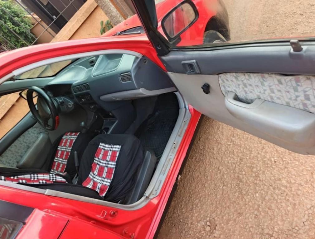 TOYOTA STARLET COUPE AVION à Yaoundé - Photo 4