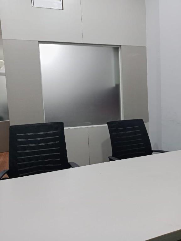 Fully Furnished Office Space For Rent at BBD Bagh in India - Image 2