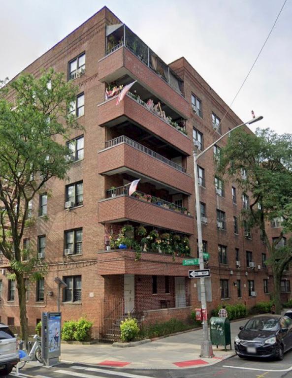 APARTMENT FOR RENT IN THE BRONX , NY in New Rochelle - Image 1
