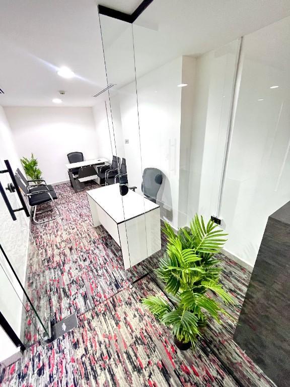 Fully Furnished Office for Rent in Sheikh Zayed Road | Near Metr in Dubai - Image 7