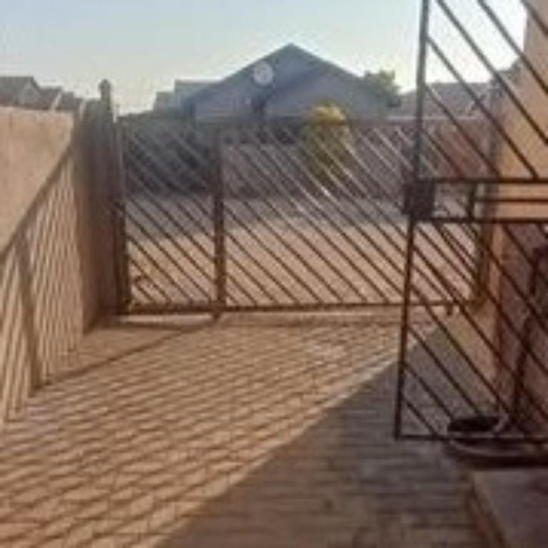 2bedroom House On Rental In Soshanguve Block VV ext6 in South Africa - Image 7