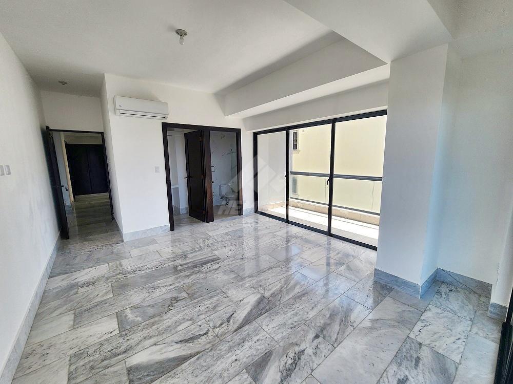 TORRE ROOFTOP Y PISCINA CON GIMNASIO A ESMERALDA STGO. en Gurabo al Medio - Imagen 9