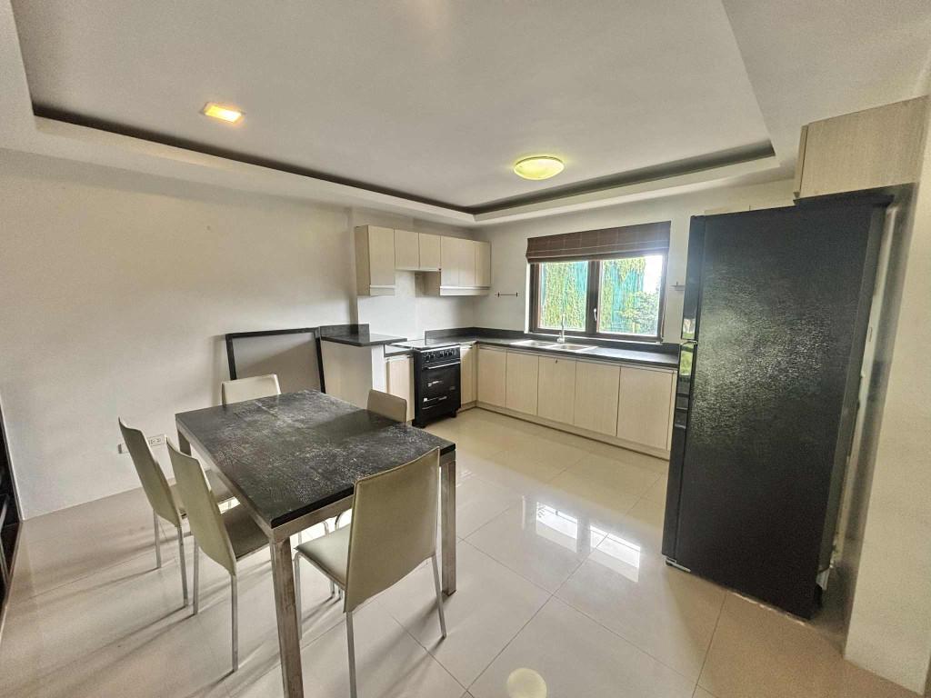 FOR RENT - FURNISHED TOWNHOUSE IN PRISTINA NORTH TALAMBAN CEBU. in Consolacion - Image 4