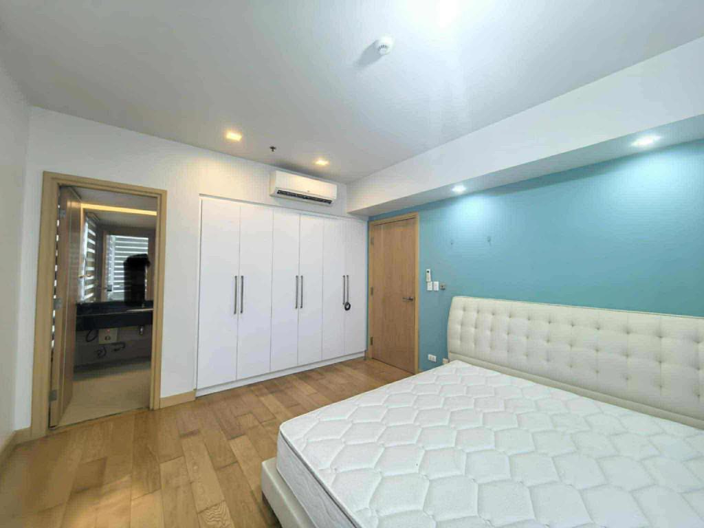 FOR RENT- 3BEDROOM IN 1016 RESIDENCES, AYALA CEBU BUSINESS PARK. in Philippines - Image 6