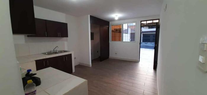 CASA EN CON APARTAMENTOS EN VENTA - CONDOMINIO HACIENDA REAL en Guatemala - Imagen 3