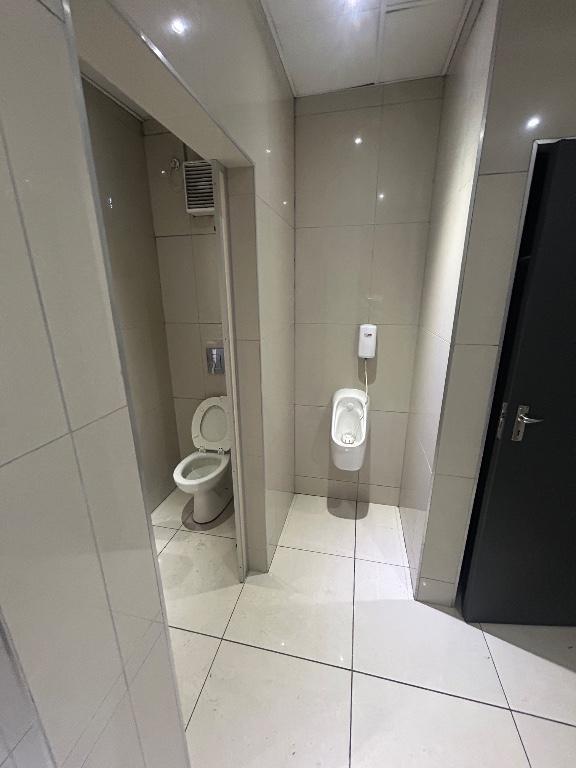 Commercial Property Available for Rent- Springfield Park, Durban in Durban - Image 5