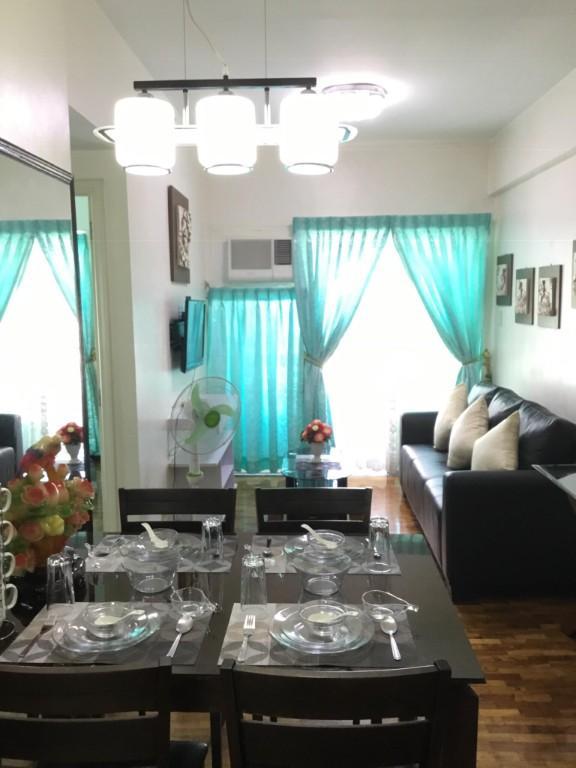 For Rent 2 bedroom with balcony fully furnished in Makati area in Lower Bicutan - Image 9