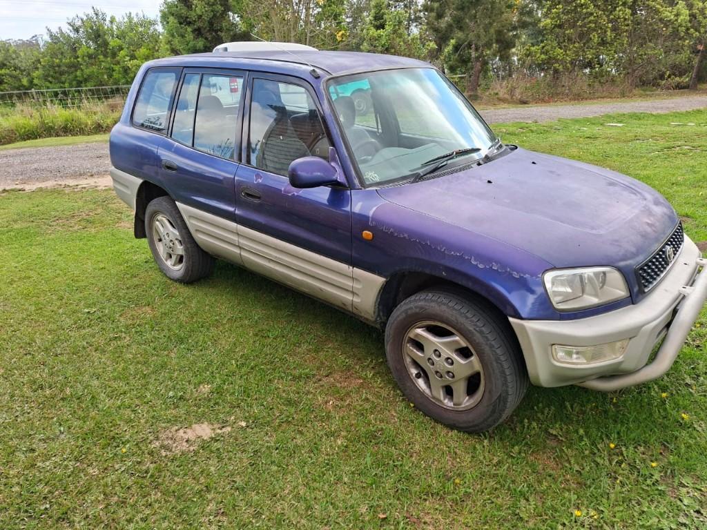 First Gen Toyota RAV4 1990s-2000 Model in George - Image 6