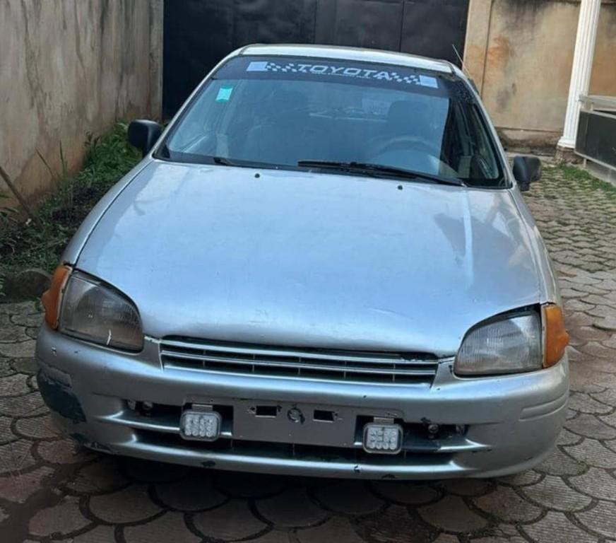 TOYOTA STARLET COUPE AVION au Cameroun - Photo 2