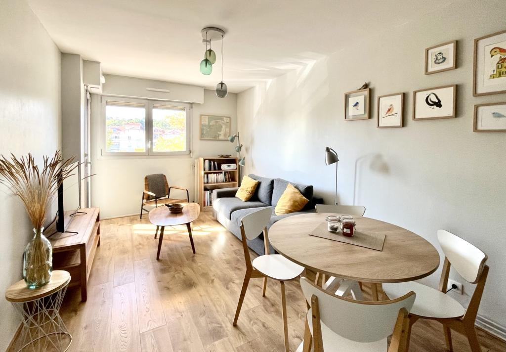 APPARTEMENT T2 ENTIÈREMENT RÉNOVÉ à La Teste-de-Buch - Photo 1