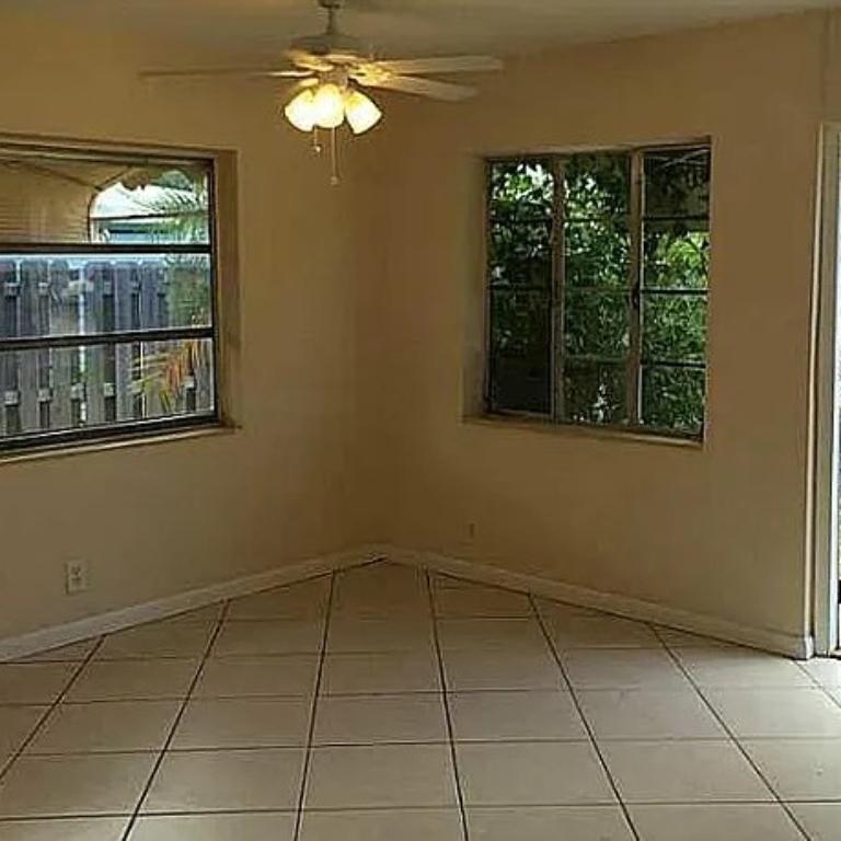 Beautiful Premises in Miami - Image 7