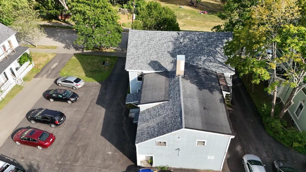 ALLSTATE ROOFING & RESTORATION INC en Bangor - Imagen 4