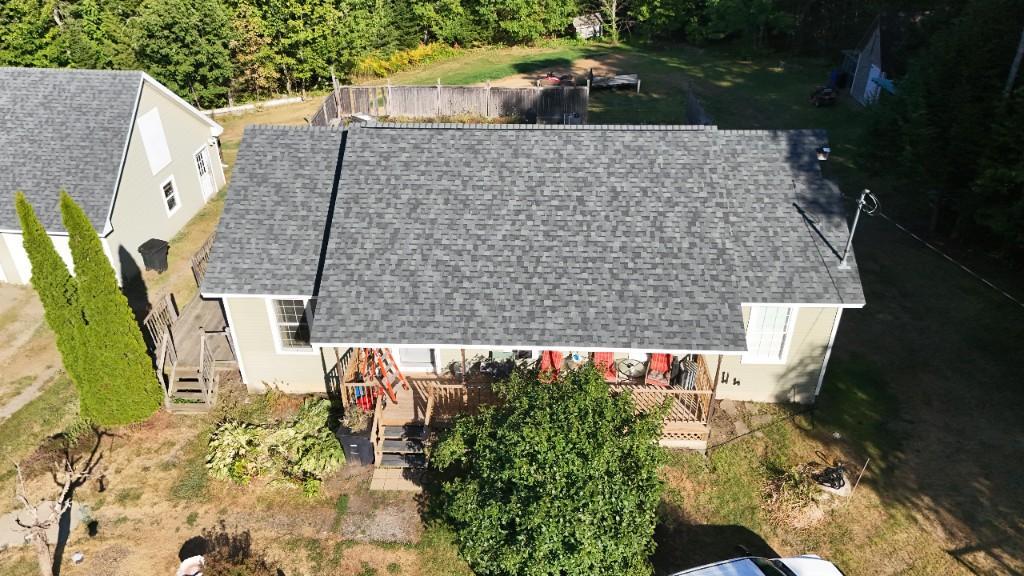 ALLSTATE ROOFING & RESTORATION INC en Bangor - Imagen 6