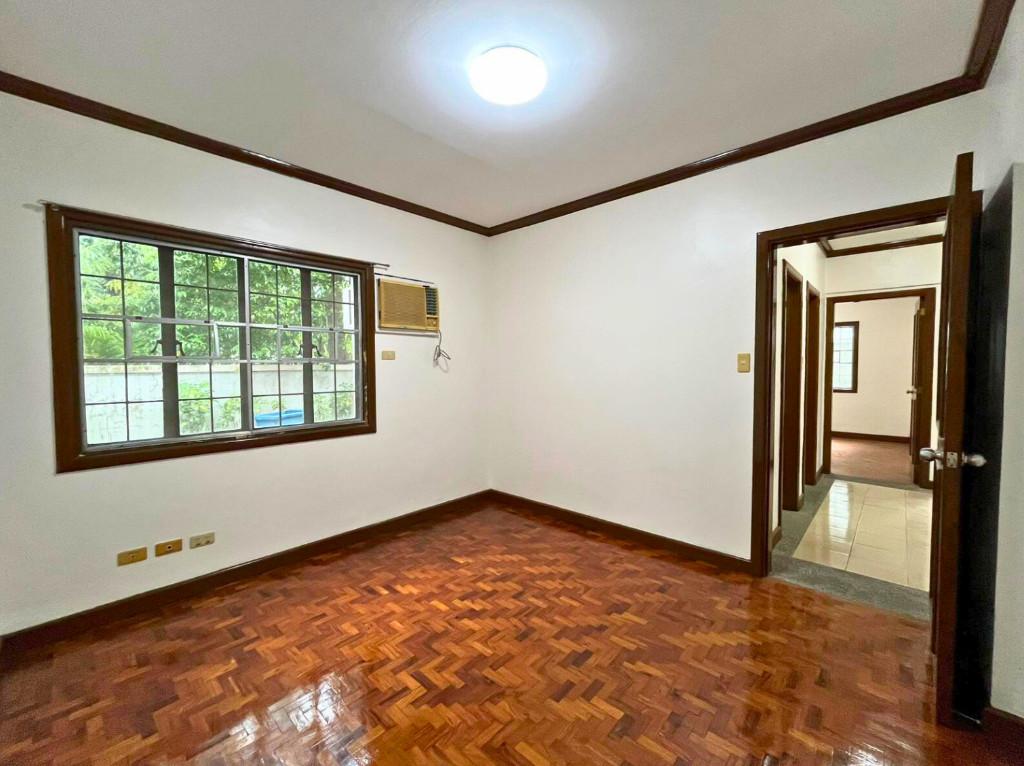 APARTMENT FOR RENT IN ALABANG MUNTINLUPA in Philippines - Image 4