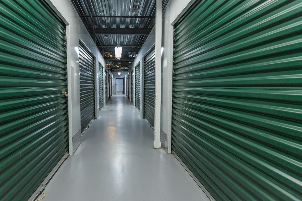Warehousing & Business Storage Unit For Rent in Sai Wan Ho - Image 3