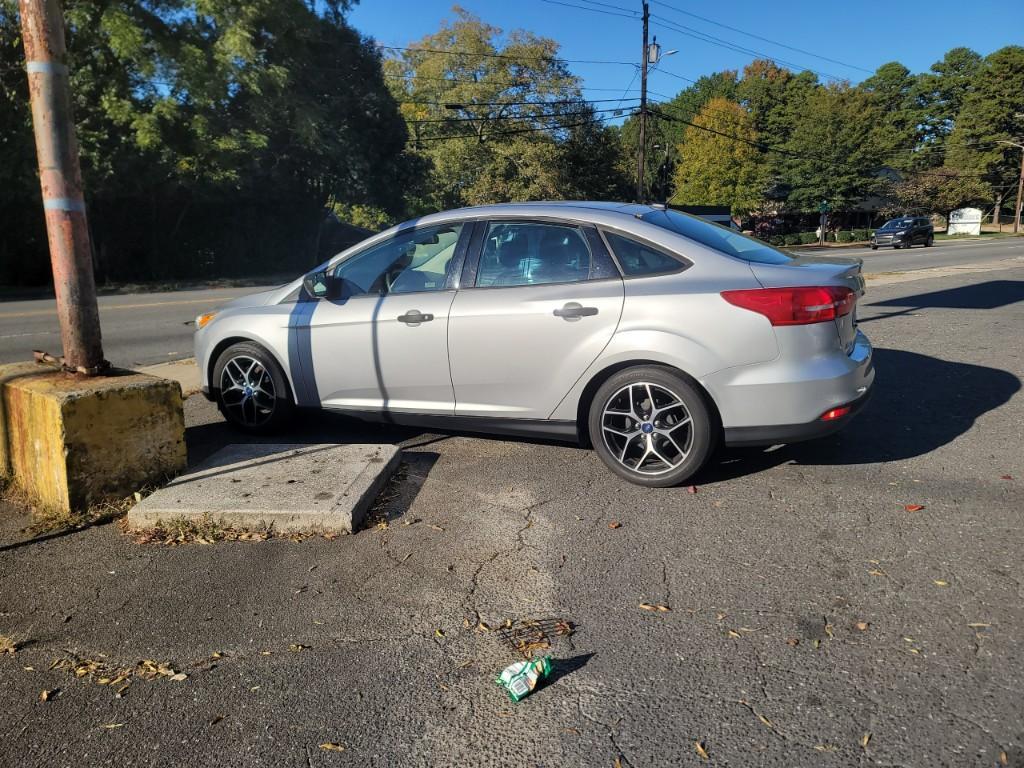 2017 FORD FOCUS REBUILT TITLE – MUST SEE in Charlotte - Image 7