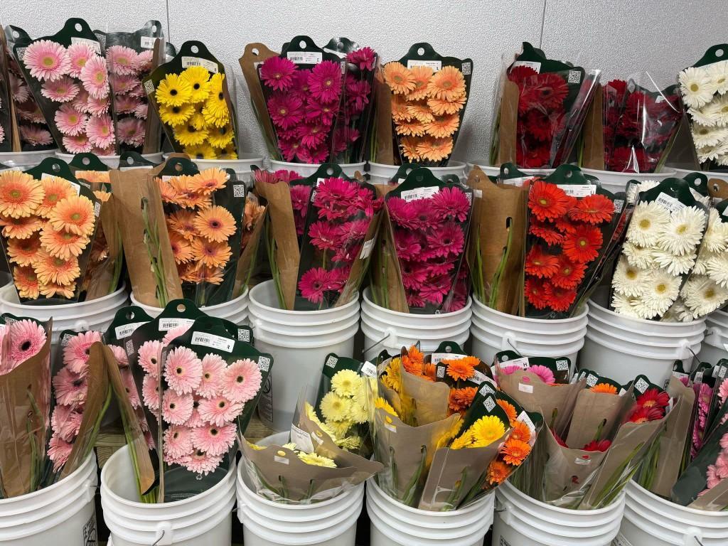 Lily Flowers LLC in Howell Township - Image 4