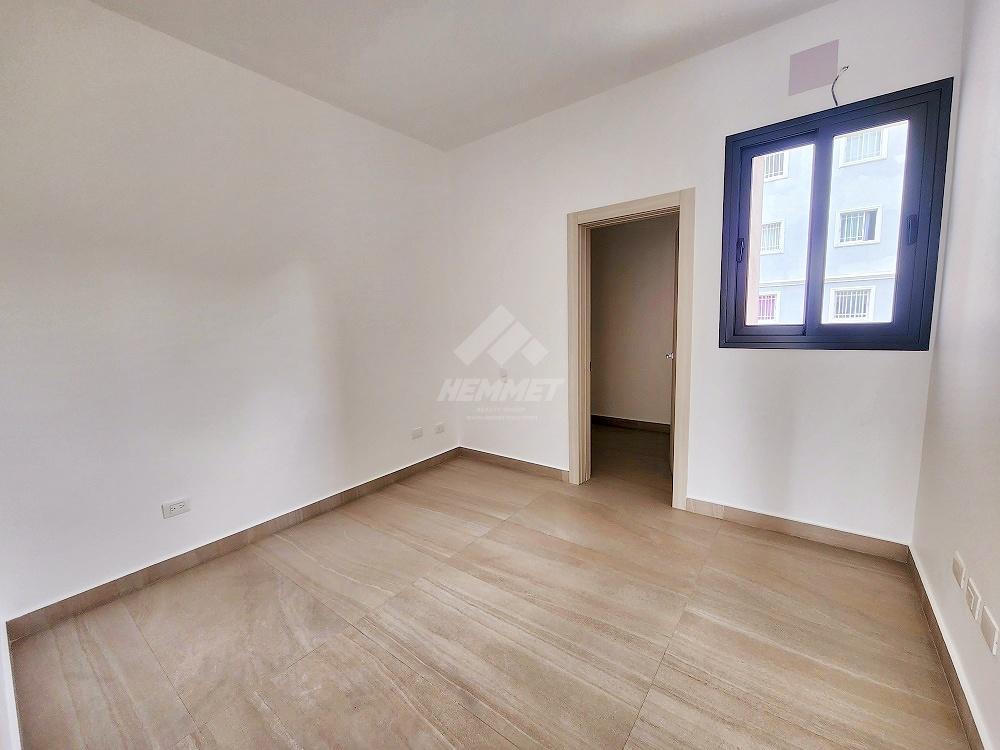 APARTAMENTO DOS HABITACIONES PISCINA Y GYM LA TRINITARIA en Gurabo al Medio - Imagen 3