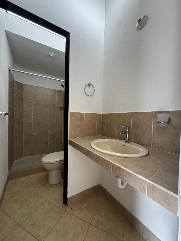 Casa en Condominio en Renta Pasaje Navarra San Jose Pinula en Guatemala - Imagen 2