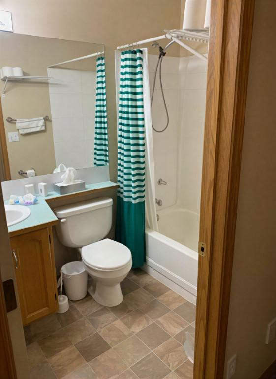 PRE-FURNISHED Room for Rent - 735/month in Airdrie - Image 3