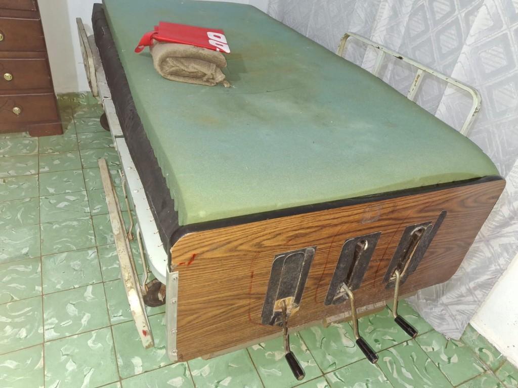 Cama de Hospital en Panamá - Imagen 1