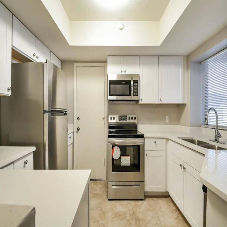 3 BEDROOM LUXURIOUS HOUSE AVAILABLE FOR RENT in Phoenix - Image 5