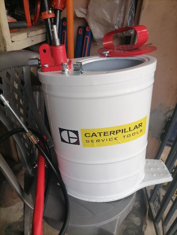 Grease Bucket Pump in Nigeria - Image 1