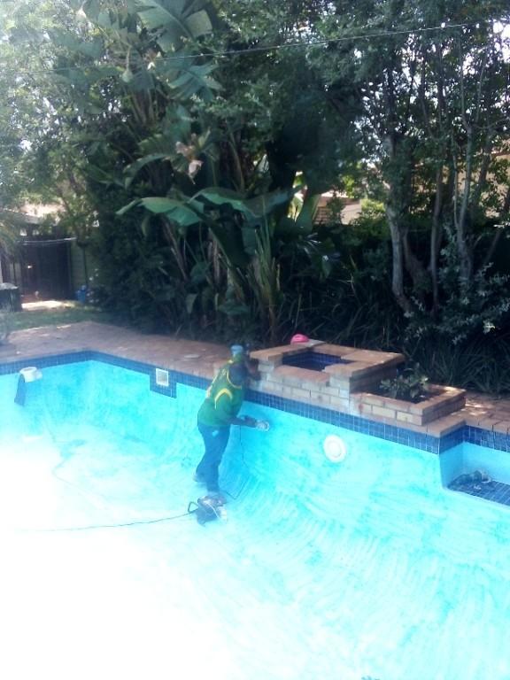 Sparkling Swimming Pool Services in Johannesburg - Image 6