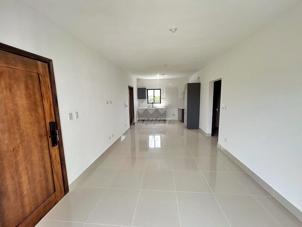 TORRE PISCINA Y GIMNASIO DOS HABITACIONES PROXIMO LOS LAURELES en Gurabo al Medio - Imagen 7