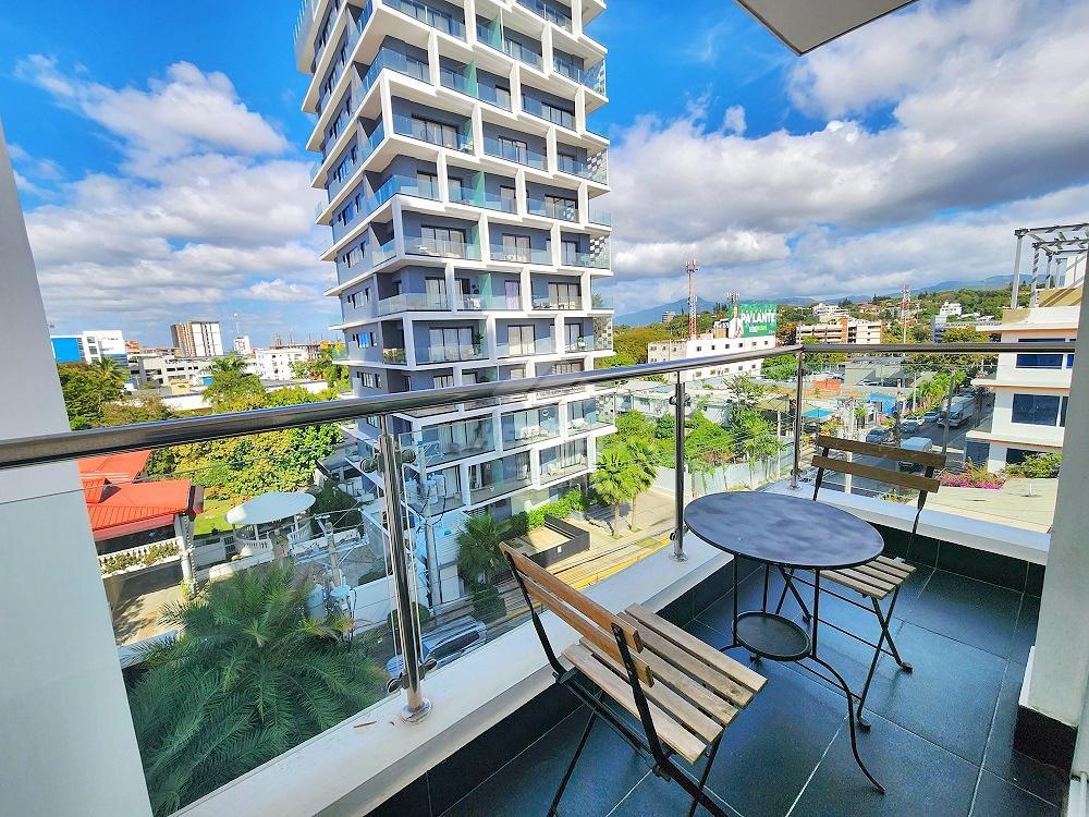 APARTAMENTO AMUEBLADO PISCINA INFINITY Y GYM LA ESMERALDA en Gurabo al Medio - Imagen 9