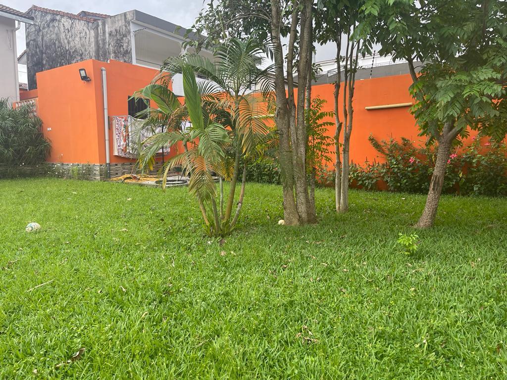 DUPLEX DE 05 PIECES - COCODY RIVIERA 3 CITE SYNACASSCI 2 en Côte d’Ivoire - Photo 8