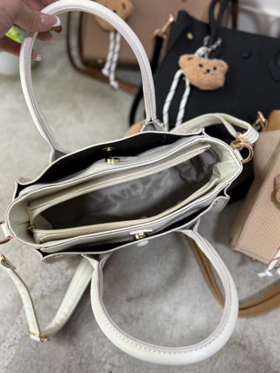 Bolso Ref YG-4683 Por Pedido Interesados WhatsApp 6477-6496 en Chitré - Imagen 3