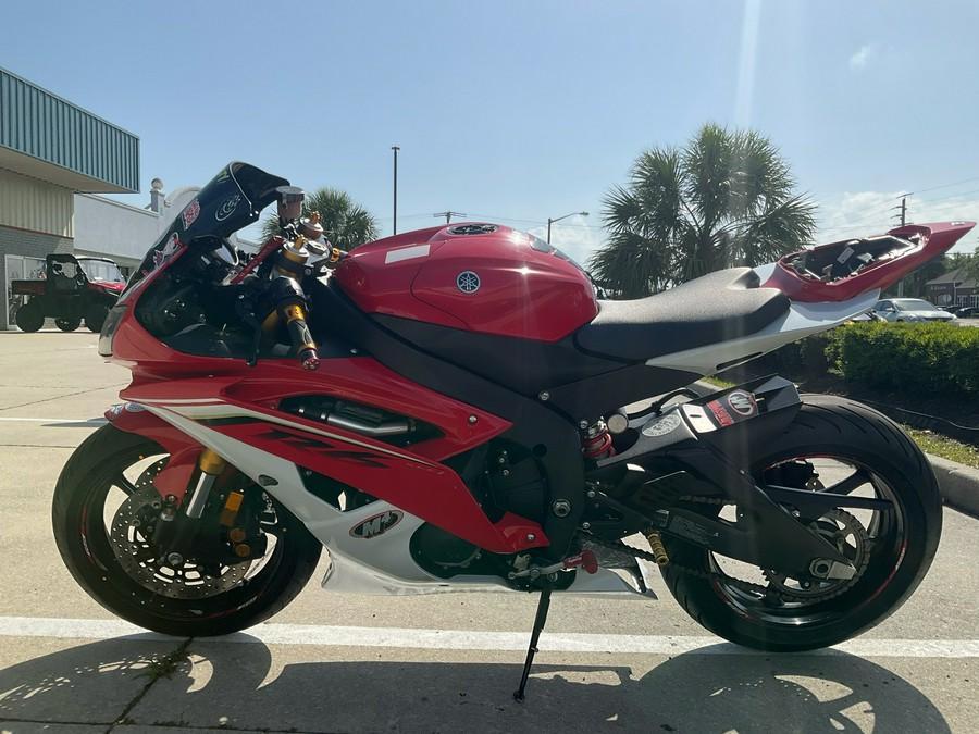 2015 Yamaha YZF R6 in United Arab Emirates - Image 2