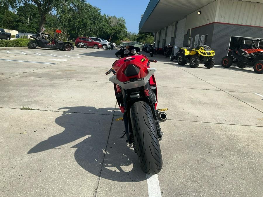 2015 Yamaha YZF R6 in United Arab Emirates - Image 4