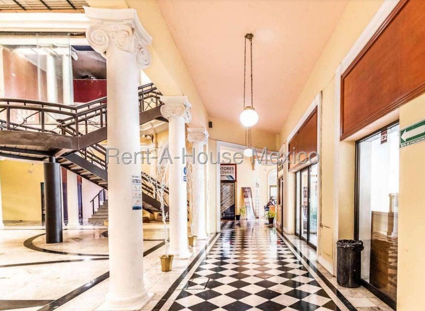 Local Comercial en Renta en Avenida P?rez Ponce, Centro RU … en Mérida - Imagen 1