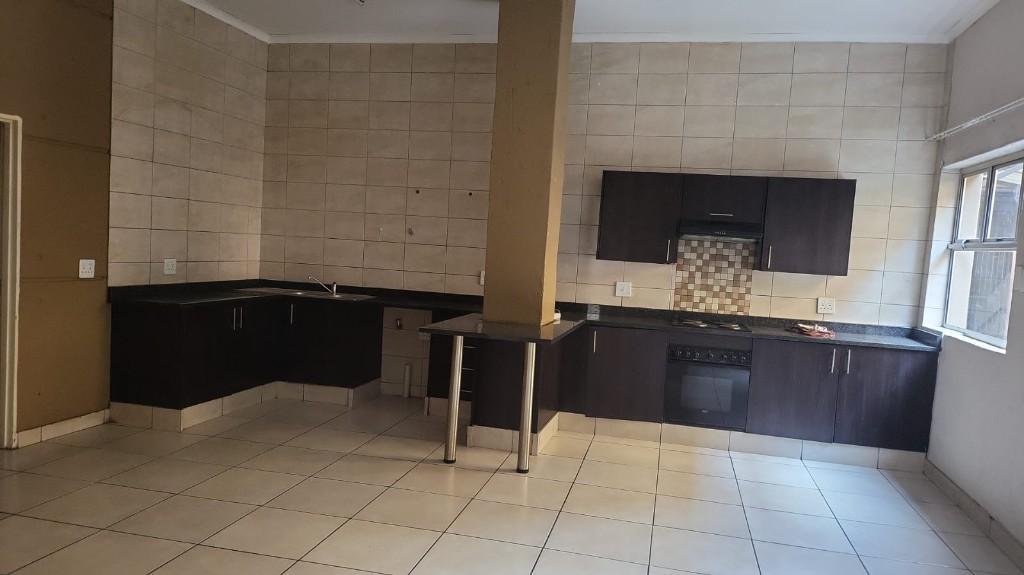 FLORIDA LIFESTYLE APARTMENTS in Johannesburg - Image 1