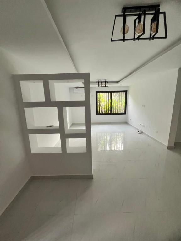 A LOUER UN APPARTEMENT DE 4 PIÈCES HAUT STANDING, RIVIÉRA ATTOBA à Abidjan - Photo 2